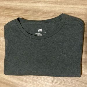 H&M - Men’s gray Tee shirt